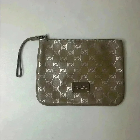 Bebe Alexis Logo Wristlet Taupe Metallic Brand New NWT - Picture 1 of 7